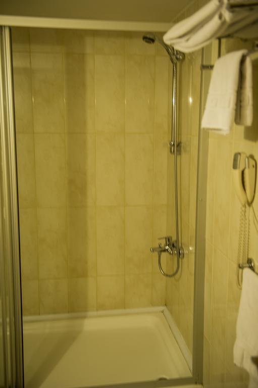 Pinar Elite Hotel Adana Szoba fotó