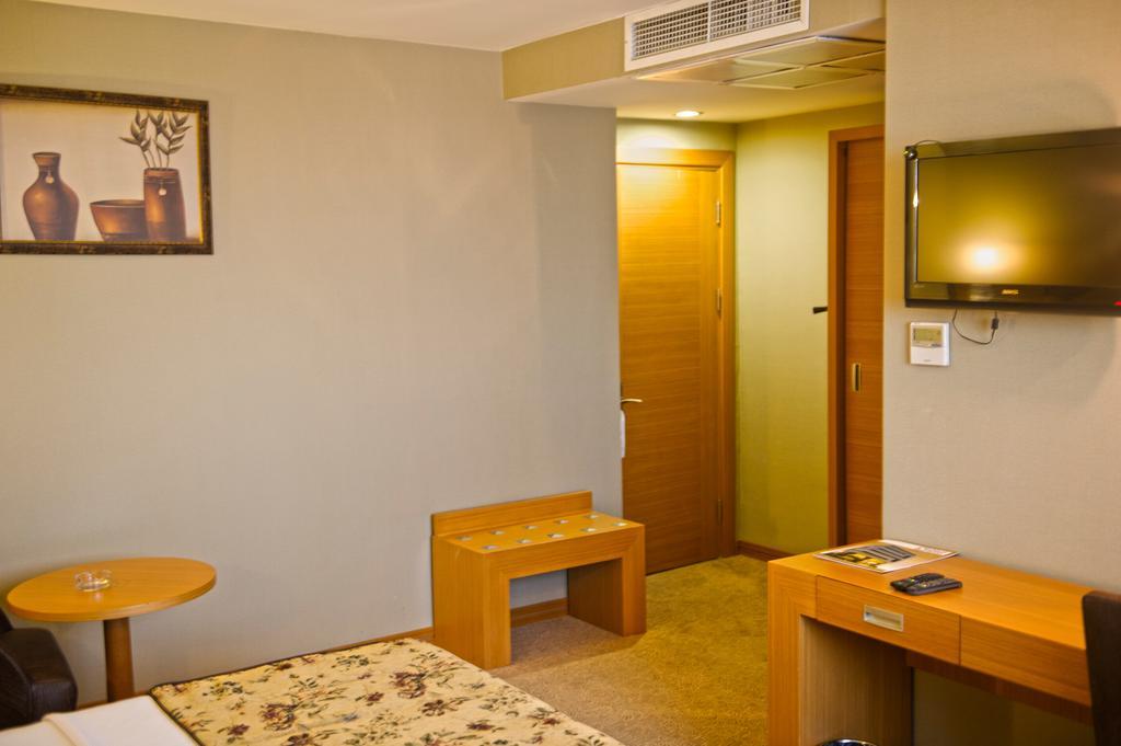 Pinar Elite Hotel Adana Szoba fotó