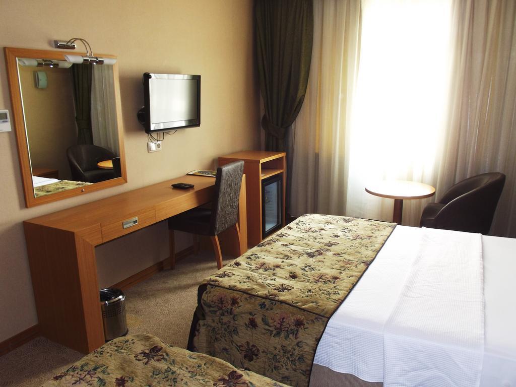 Pinar Elite Hotel Adana Szoba fotó